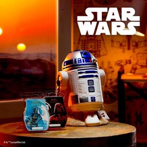 R2D2 Scentsy Warmer.. New in box…
